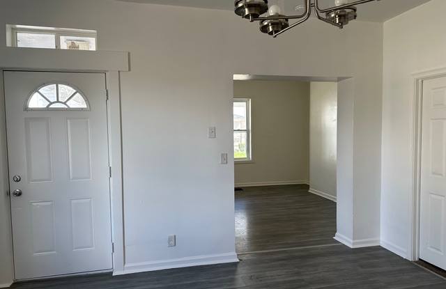 41 South Oakley Avenue photos photos