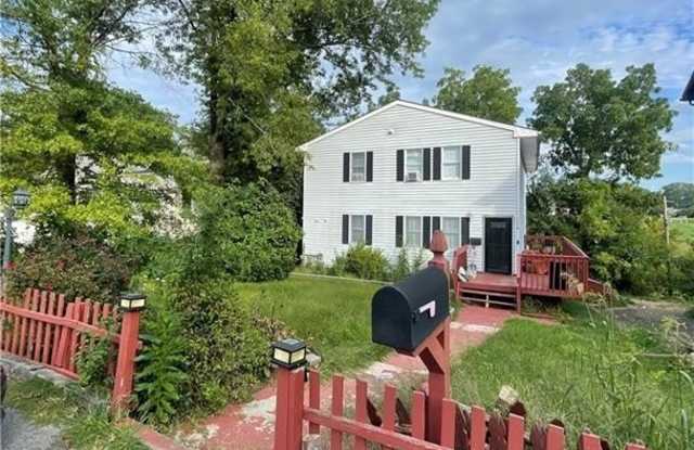 114 Wawayanda Avenue - 114 Wawayanda Avenue, Middletown, NY 10940