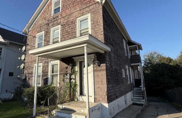 13 Jefferson Avenue Gallery 1