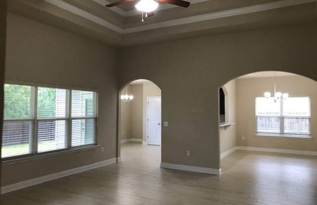 8713 Bradfield Drive Gallery 4