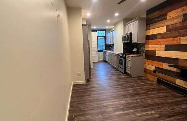 7211 62nd St # A photos photos 7211 62nd St # A photos photos