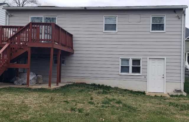 9207 4TH Street photos photos