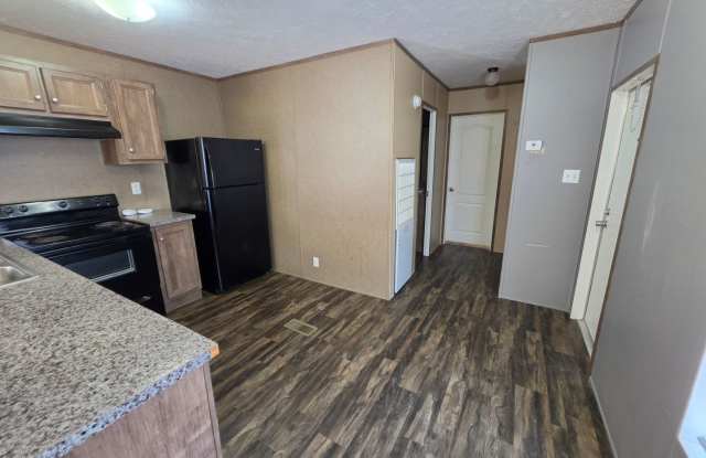 Brittany Court MHP photos photos