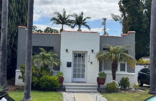 Modern-Brand New back house photos photos