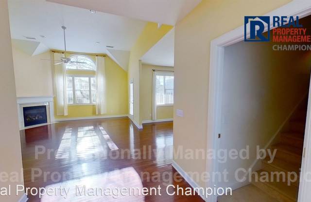 6204 Sentry Oaks Drive Gallery 4