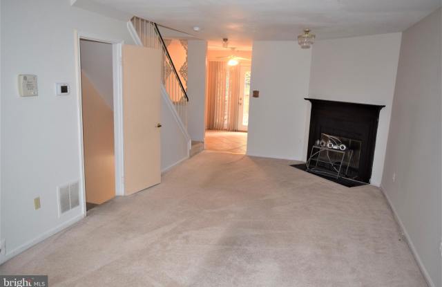14002 CHESTNUT COURT Gallery 2