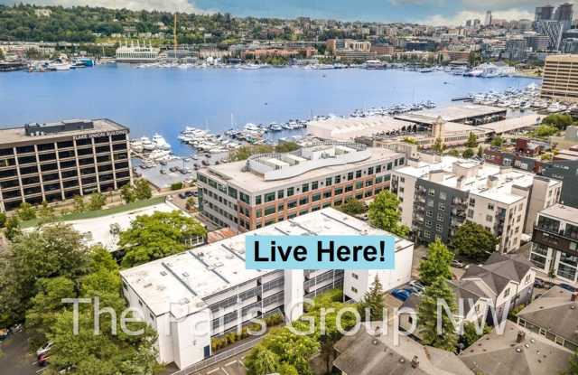Big Beautiful 1BR QueenAnne/Westlake Condo! 2Blocks to Lk Union * Walk Downtown - 762 Hayes Street, Seattle, WA 98109