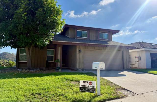 Quiet Cul-de-Sac Home with Fresh Updates & Community Pool Gallery 1