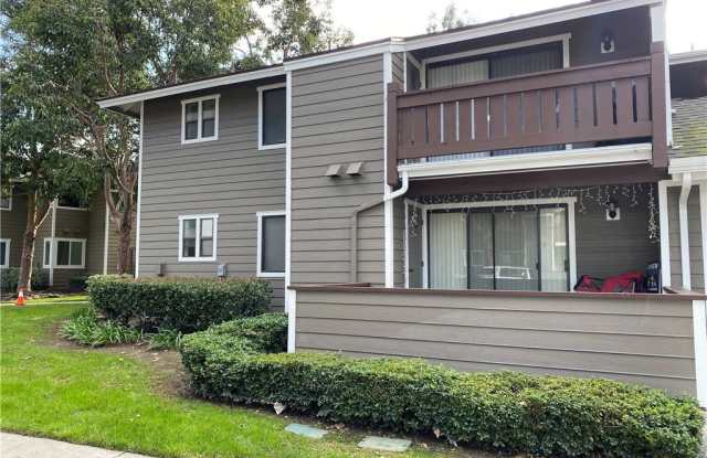 19057 ROCKWOOD Drive photos photos