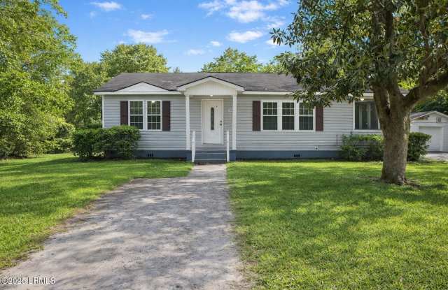 1501 Hogarth Street photos photos