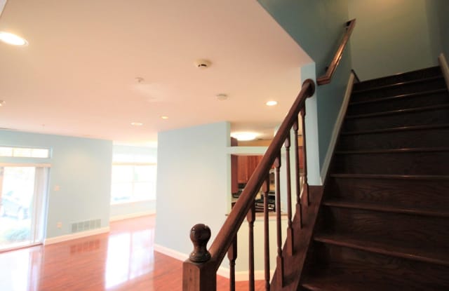 409 Dresher Woods Drive Gallery 3
