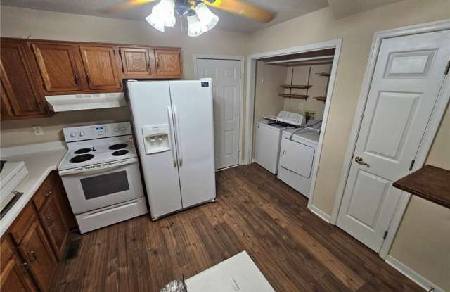 3317 Seven Oaks Terrace Gallery 3