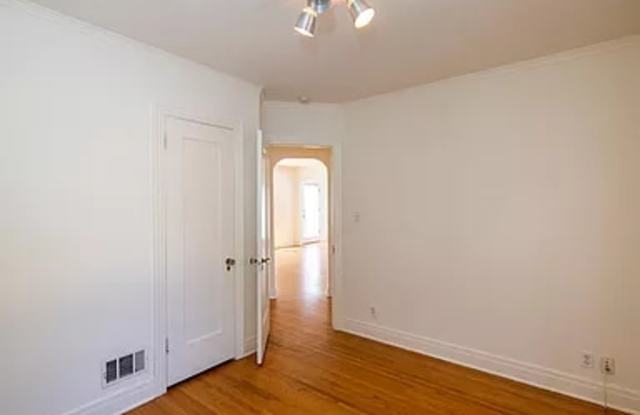 5000 Argus Drive Gallery 3