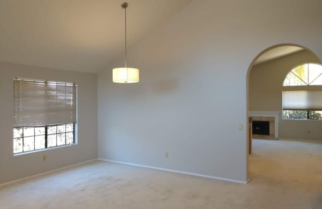 12773 Kestrel St Gallery 2