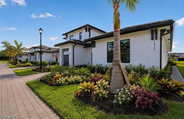 10954 Preachers Cove Lane Gallery 4