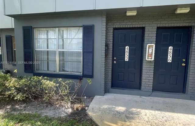 4852 NW 9th dr photos photos