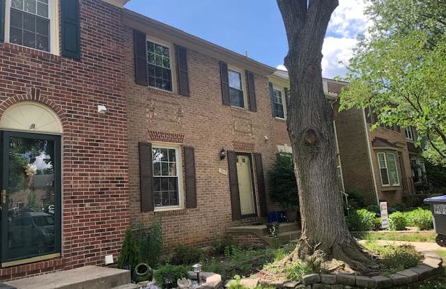 7513 AMESBURY COURT - 7513 Amesbury Court, Hayfield, VA 22315