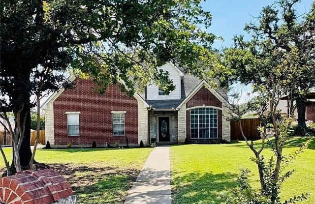 702 John Thomas Drive - 702 John Thomas Drive, Keene, TX 76059