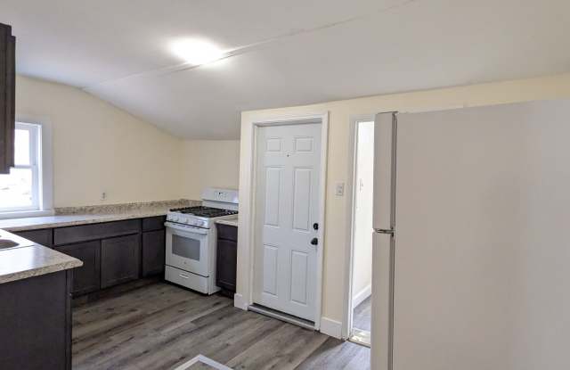 1230 Spring St- 3 bedroom house Gallery 4