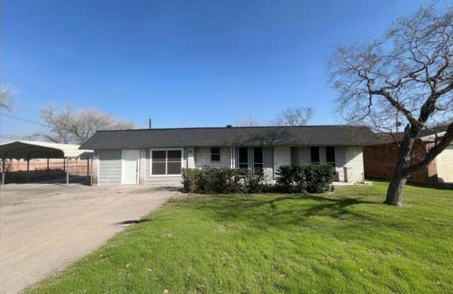 1110 Falcon Drive photos photos