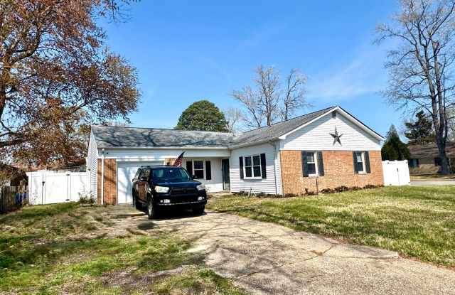 3 bed/2 bath home on large corner lot photos photos