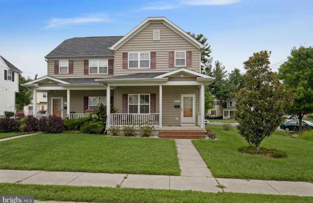 301 SANDY SPRING ROAD - 301 Sandy Spring Road, Laurel, MD 20707