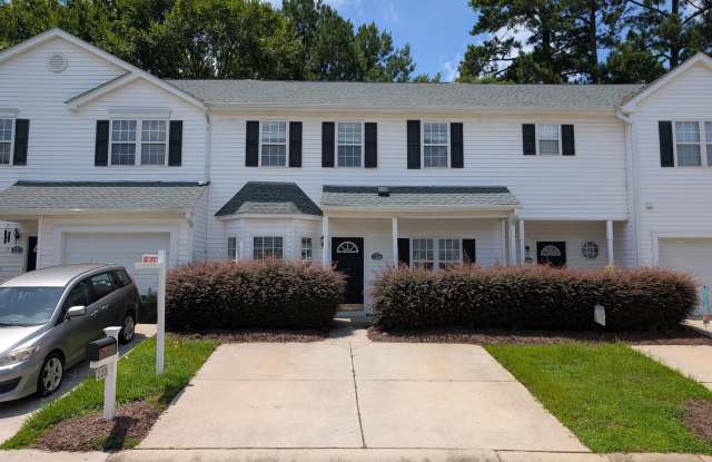 Move-In Ready Townhome with Downstairs Primary Suite in Prime Morrisville Location photos photos