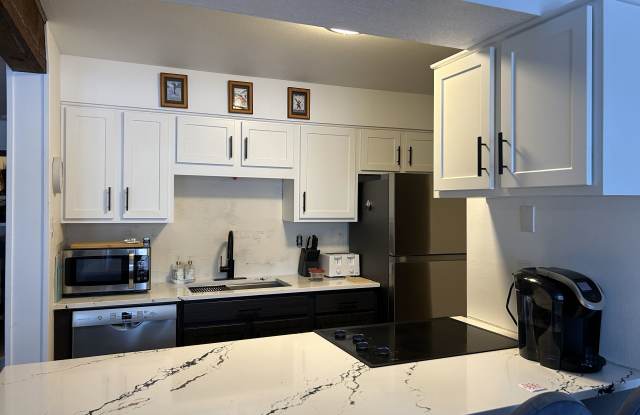 112 La Bonte Street photos photos