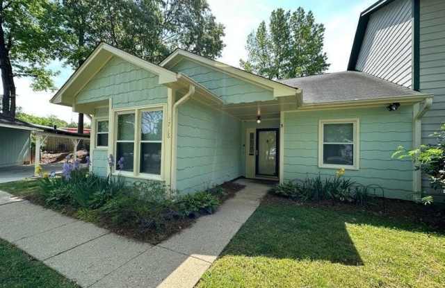 3718 Pine Knoll Drive - 3718 Pine Knoll Drive, Raleigh, NC 27604