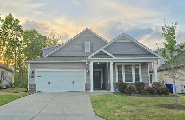 3 Bedroom / 3 Bath Single Family Home near Brier Creek with 1st floor living! photos photos