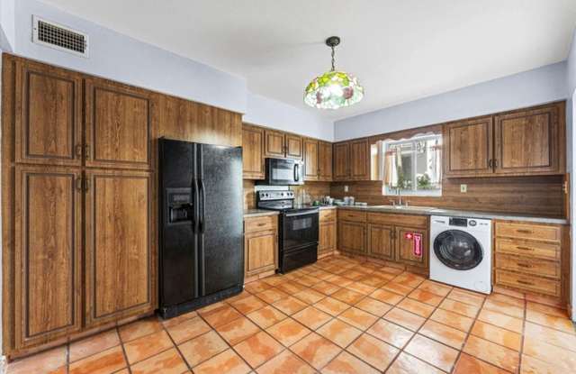 1145 101 Street #1, Bay Harbor Islands, FL 33154 - 1525 photos photos