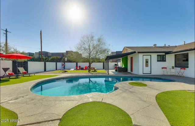 1027 S SIESTA Lane photos photos