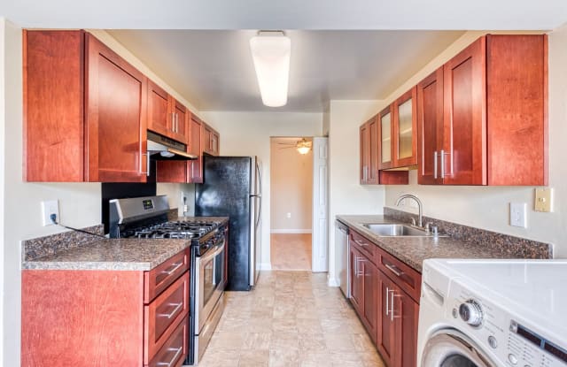 Oakton Park Apartments photos photos