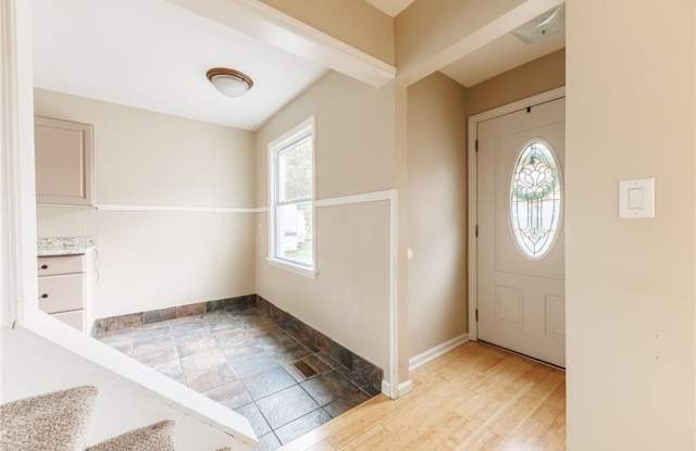 752 Bennington Drive Gallery 2