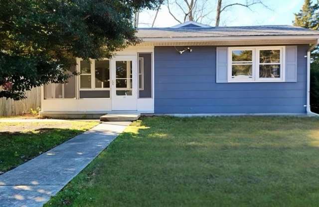 10 Point Pleasant - 10 Point Pleasant Avenue, Cape May County, NJ 08223