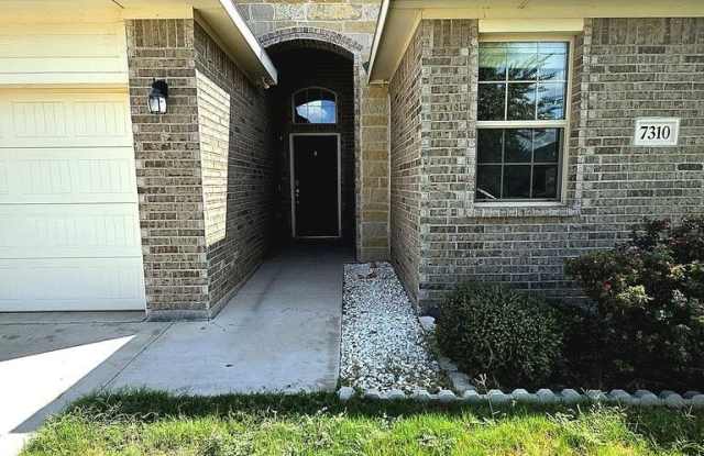 7310 Fossell Ranch Rd Gallery 2