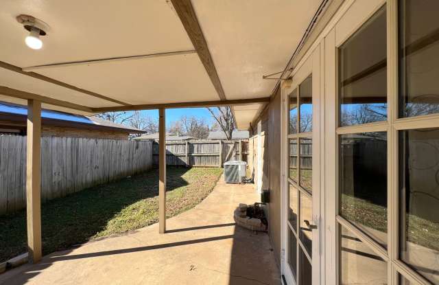 WONDERFUL 3 BEDROOM HOME AVAILABLE FOR RENT IN DEL CITY! Gallery 1