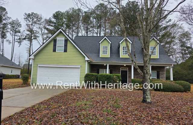 Gorgeous 4bd/ 2.5 Bath / Attention to Detail / Popular Menlow Station / Swim/ Tennis/ Direct Access To Silver Comet Trail - 128 Clairidge Circle, Paulding County, GA 30141