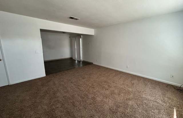 Affordable 3 bedroom 2 bath Apartment photos photos