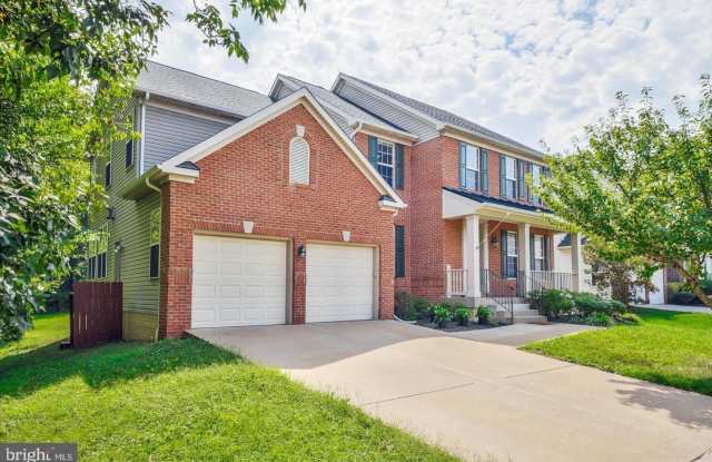 46797 BACKWATER DR Gallery 2