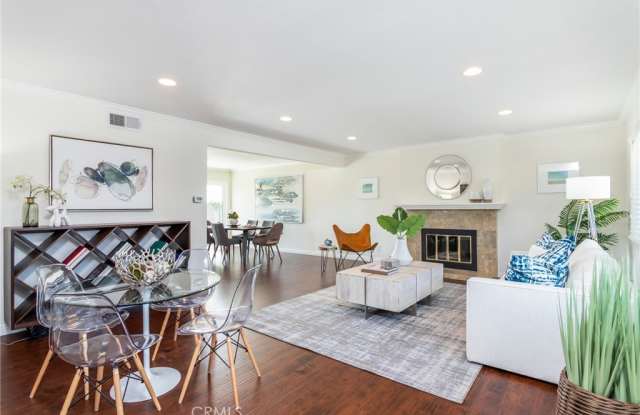 5722 Sunmist Drive Gallery 4