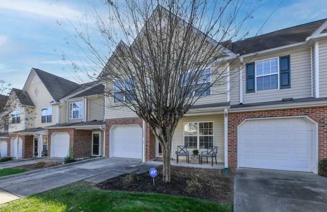Updated 3 Bedroom Townhome in McAlister's Place photos photos