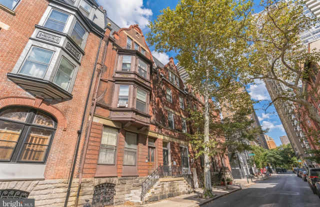 2019 LOCUST STREET photos photos