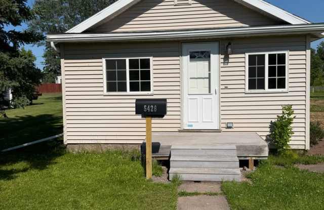 AVAILABLE Immediately - 2 Bedroom, 1 Bath Huge Yard photos photos