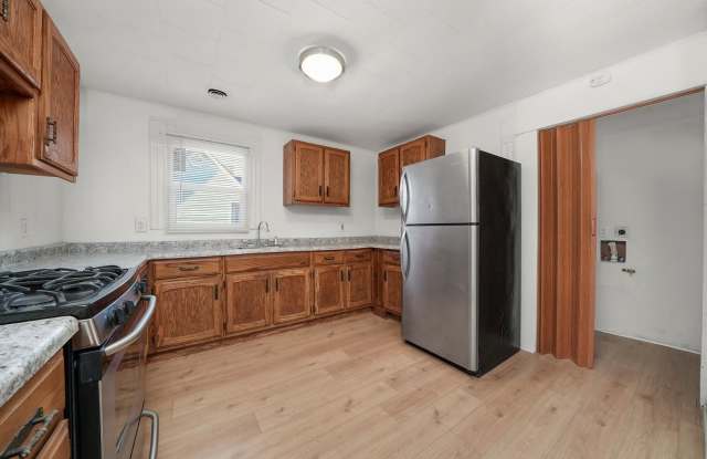 1097 E Merchant Street Gallery 4