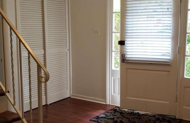 6916 CHURCHILL Road Gallery 2