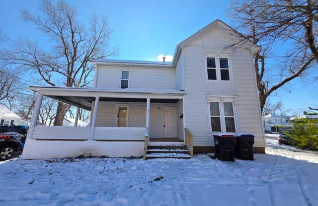 308 E Clark St Warrensburg photos photos