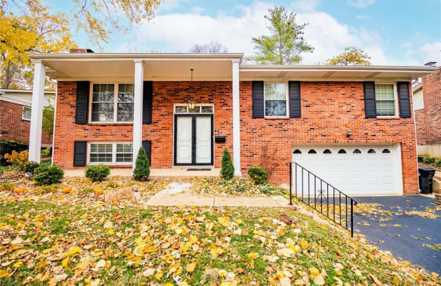 603 Villa Gardens Drive - 603 Villa Garden Drive, Kirkwood, MO 63122
