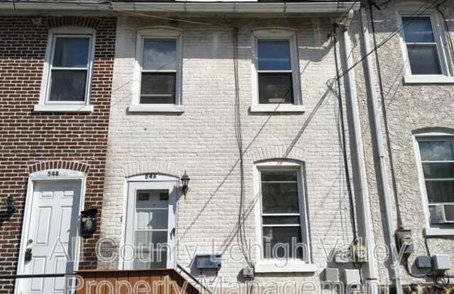 546 Thomas St photos photos