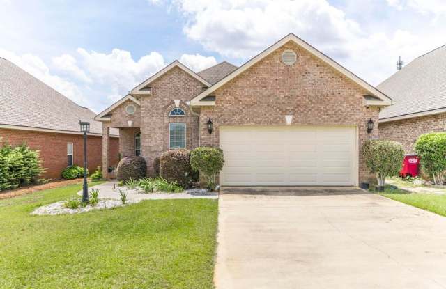 Great Family Home in Eagle Springs!! Gallery 1